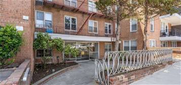 67-50 Thornton Place UNIT 6G, Forest Hills, NY 11375