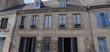 Maison 6 pièce(s), CHÉNÉRAILLES