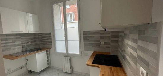 Appartement  à louer, 2 pièces, 1 chambre, 39 m²