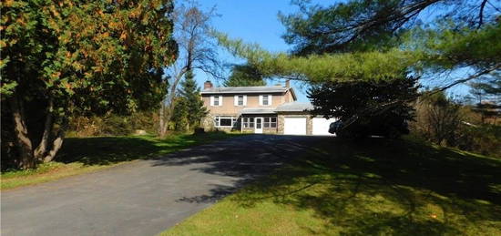 5293 Taberg Rd, Rome, NY 13440