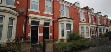 Maisonette to rent in Sunbury Avenue, West Jesmond, Newcastle Upon Tyne NE2