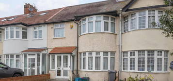 4 bedroom terraced house for sale