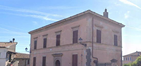 Villa in vendita in piazza Principe Amedeo, 1