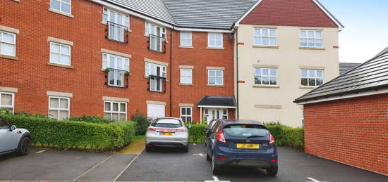 Flat for sale in Draper Close, Andover SP11