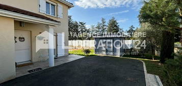 Villa  à vendre, 4 pièces, 3 chambres, 85 m²