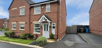 3 bedroom semi-detached house for sale