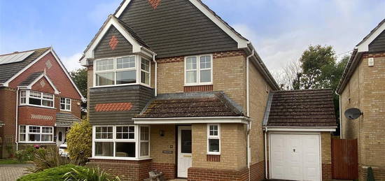 4 bed detached house for sale