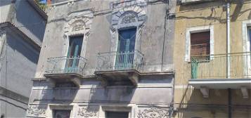 Casa indipendente in vendita in via Principe O. Bonanno, 9