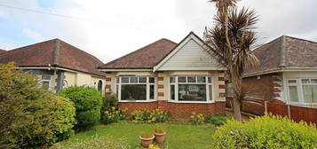 2 bedroom detached bungalow to rent