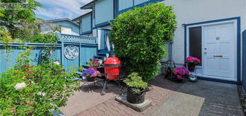 48 3987 GORDON HEAD Rd, Saanich, British Columbia