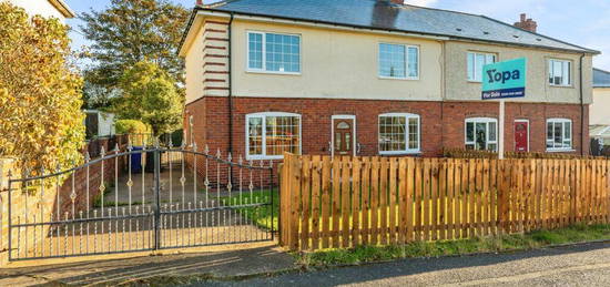 3 bedroom semi-detached house for sale