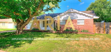 426 Beacon Ave, Norman, OK 73071