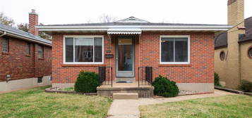 1538 Telegraph Rd, St Louis, MO 63125