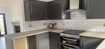 3 bed terraced house to rent