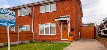 2 bed semi-detached house for sale