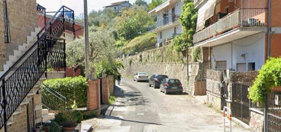 Filacciano bilocale condominio incluso