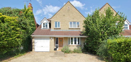 4 bedroom detached house