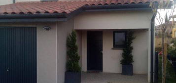 Villa f4 88m2 neuve avec terrain clos et arbore