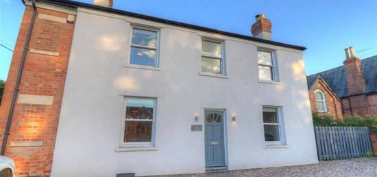 3 bedroom detached house to rent