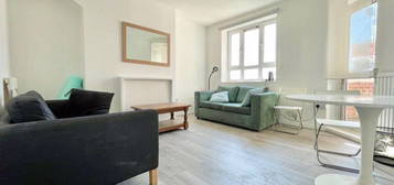 3 bed flat to rent