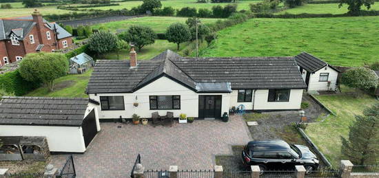 3 bedroom detached bungalow for sale