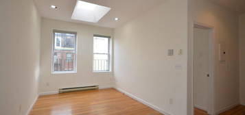 16 Cleveland Pl #17, Boston, MA 02113