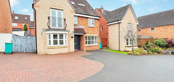 6 bed detached house for sale