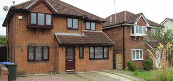 4 bedroom detached house