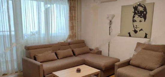 Apartament 2 camere,Unirii metrou Cantemir, bl.Reabilitat, parcare