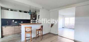 Appartement  à vendre, 4 pièces, 2 chambres, 64 m²