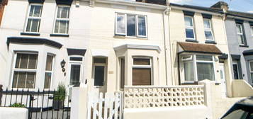 3 bed terraced house to rent