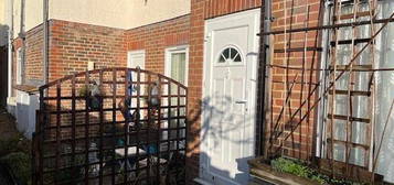 Property to rent in Langton Road, Broadwater, Worthing BN14