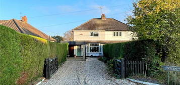 2 bedroom semi-detached house for sale