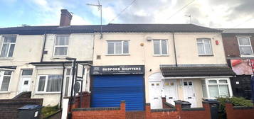 Duplex to rent in College Road, Quinton B32