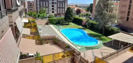 Apartamento en Paseo del Rollo