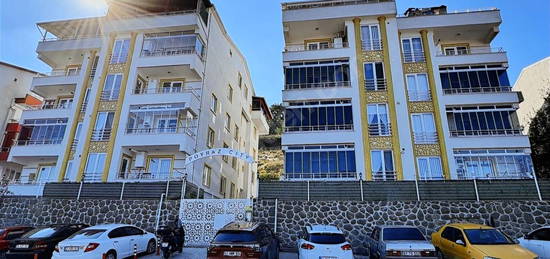 Gölcük Şehitler Mah. 4+1 170m² Çatı Dubleks Deniz Manzaralı