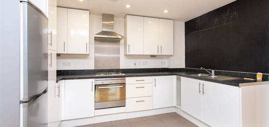 Flat for sale in Coldharbour Lane, London SE5