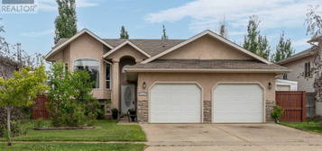5427 60 Street, Camrose, Alberta 