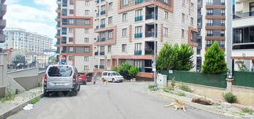 TAŞDELEN MERKEZDE 2 BLOKLU BUTİK SİTEDE 2+1 130M2