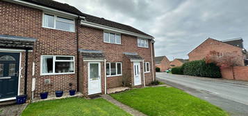 Terraced house to rent in Maynard Close, Thatcham RG18