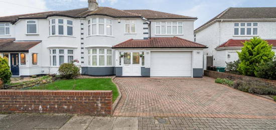 5 bedroom semi-detached house