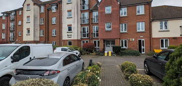 Flat for sale in 21 Byron Court, Stockbridge Road, Chichester, West Sussex PO19