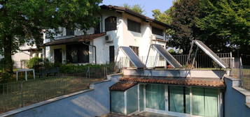 Villa all'asta in via della Taccona, 71