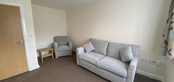 2 bed flat to rent