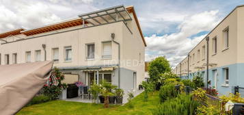 Elegantes und gepflegtes Reihenendhaus mit Terrasse, Garten und Stellplätzen in Wiesbaden