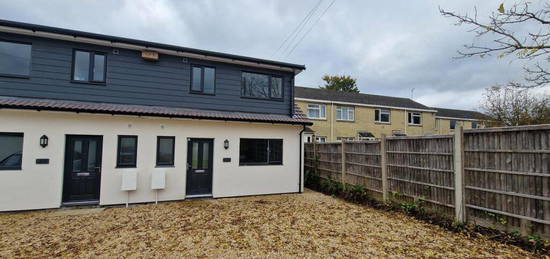 3 bedroom semi-detached house