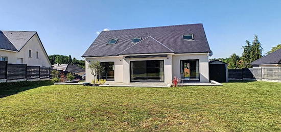 Maison  à louer, 4 pièces, 3 chambres, 138 m²