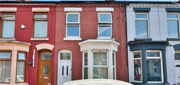 3 bedroom terraced house for sale