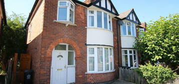 3 bedroom semi-detached house