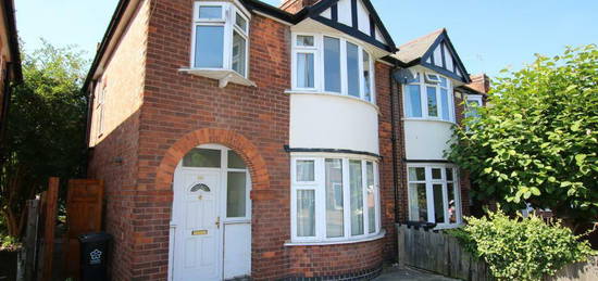 3 bedroom semi-detached house